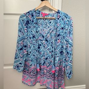 Lilly Pulitzer tassel blouse- EUC. Sleeves hit just below elbows
